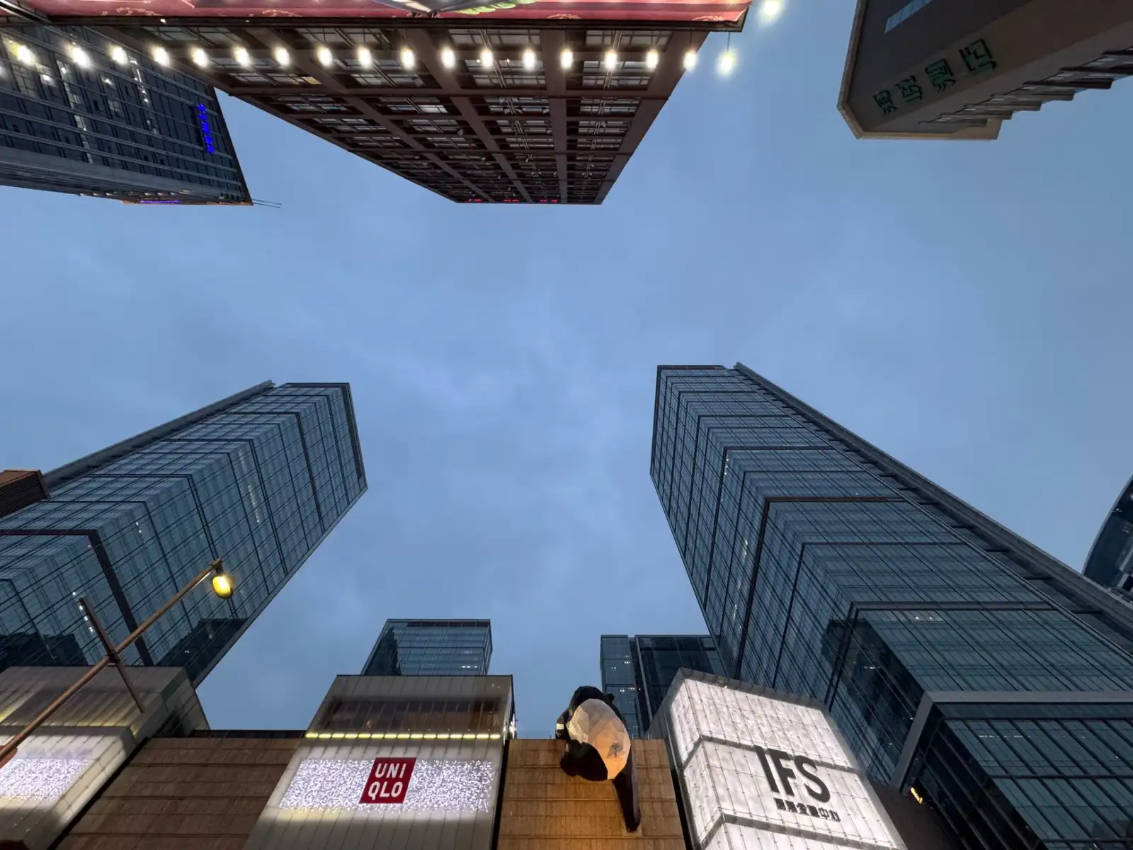 餐饮行业锡纸与烘焙纸应用场景及采购方案解析